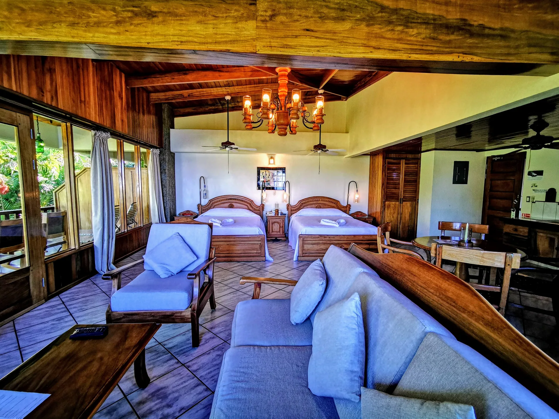 Gallery 247