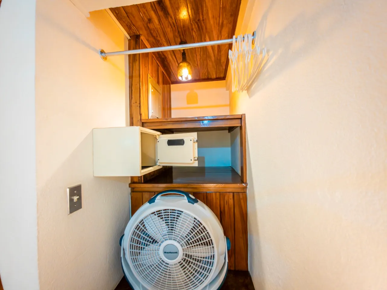 Gallery 320